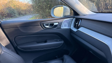 Volvo XC60 2.0 B5P Ultra Dark 5dr AWD Geartronic Petrol Estate